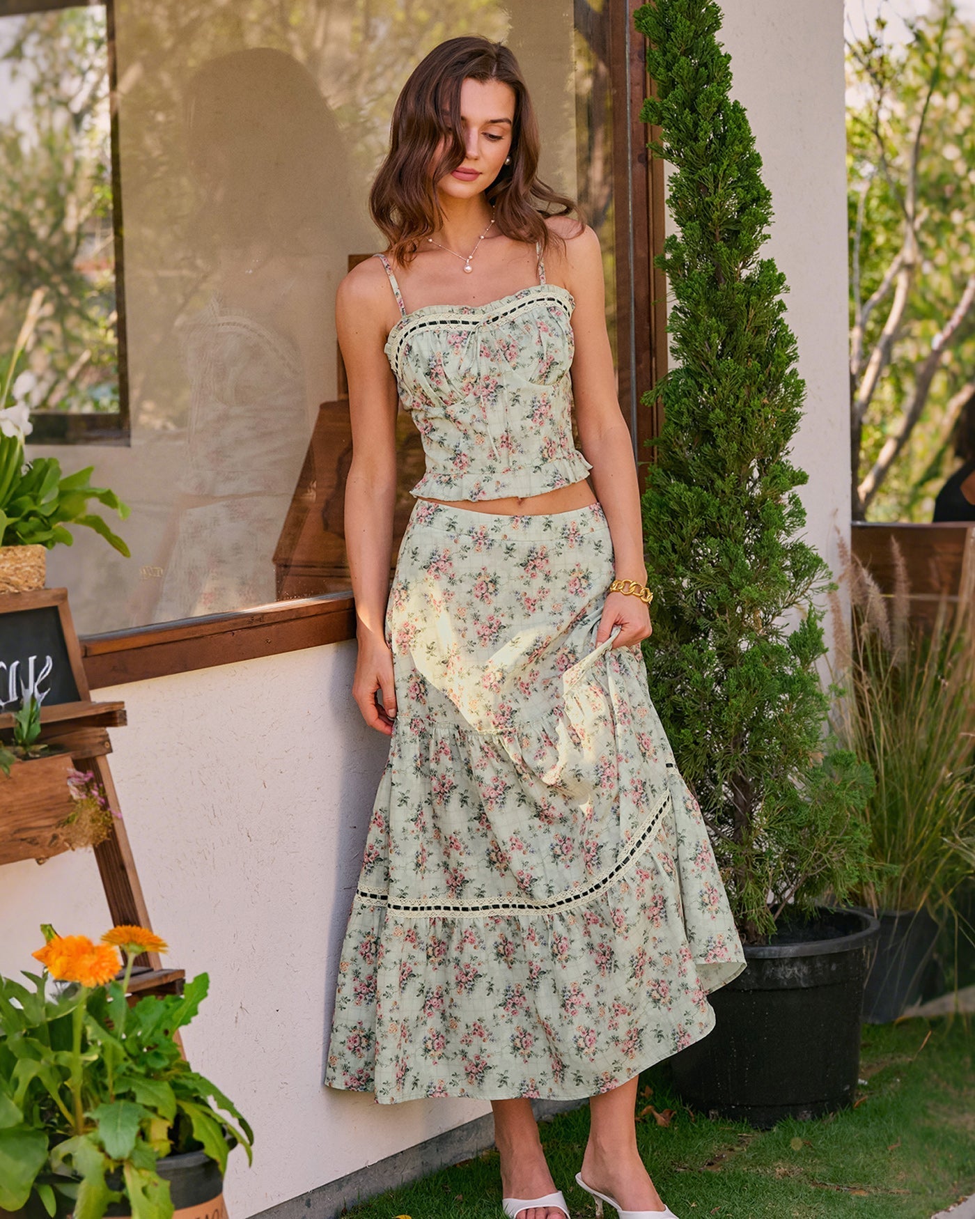 Green Sweetheart Neck Floral Cami Top