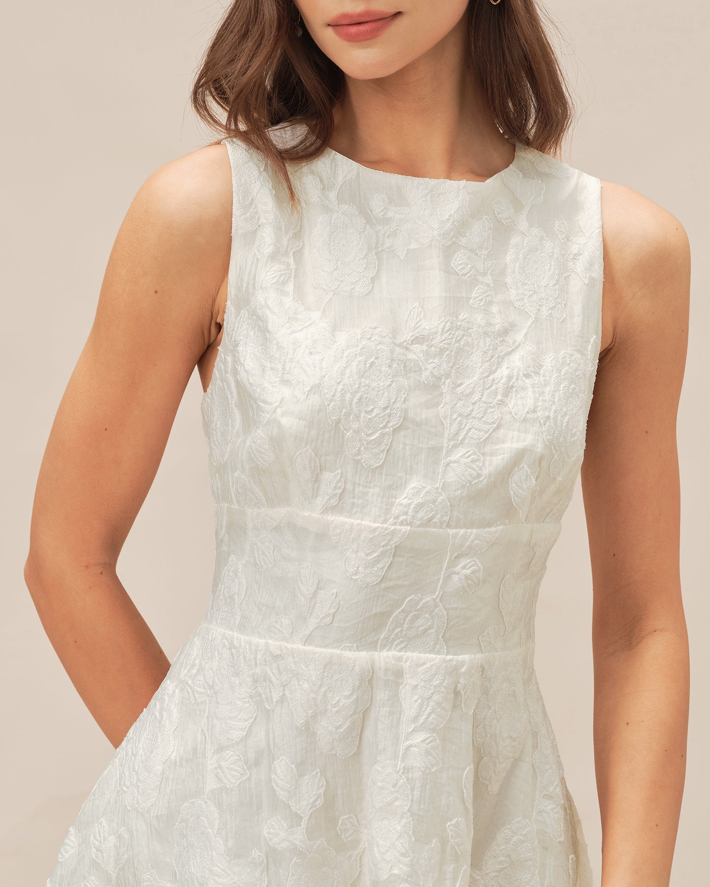 White Round Neck Jacquard Mini Dress